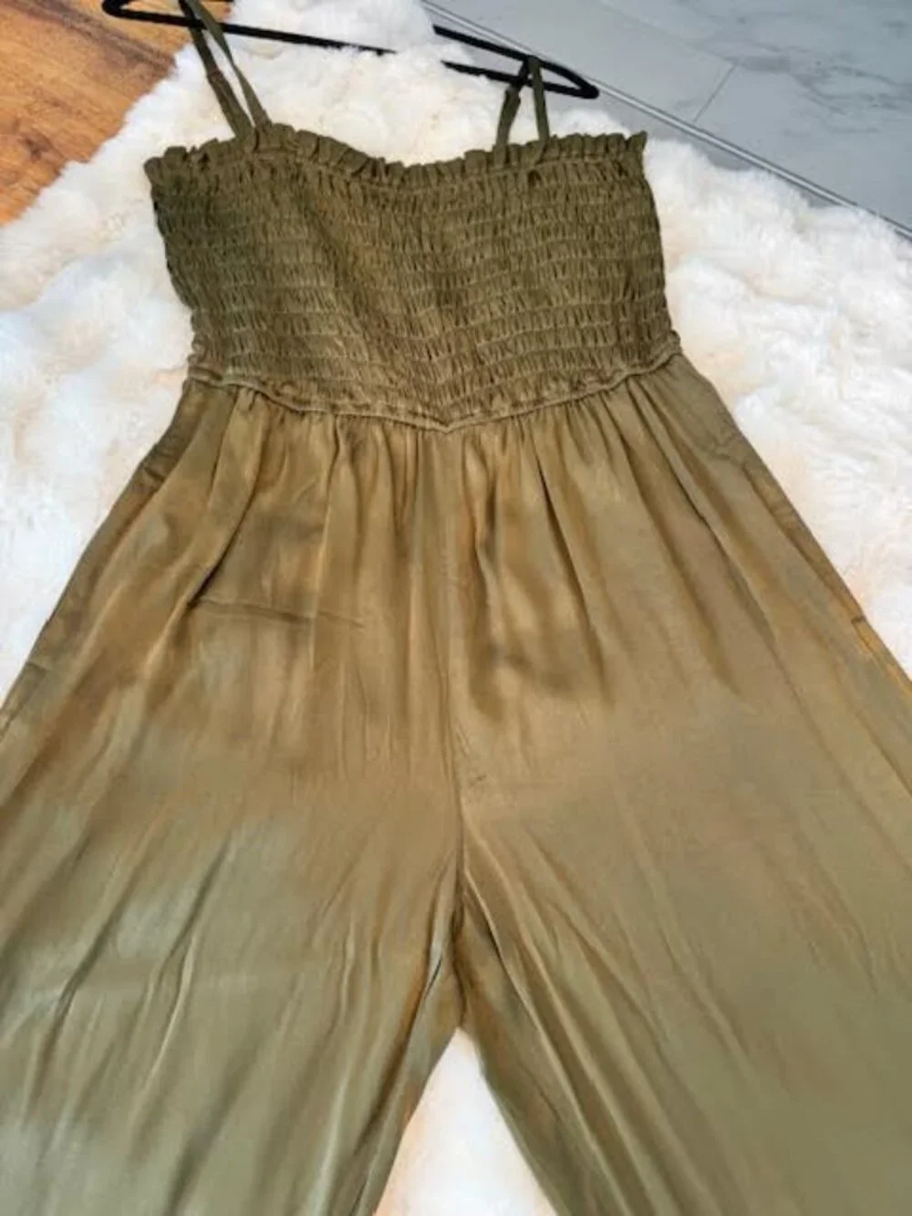 Olive Green Wide Leg Jumpsuit with Side Pockets - Picture 7 of 7